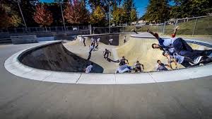 LinkedIn Photoshop Layers Working with Multiple Photos